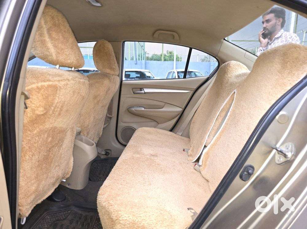 Honda City V At Exclusive, 2011, Petrol