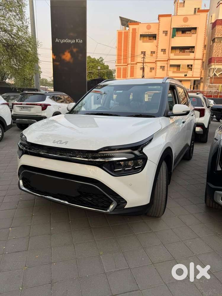 Kia Carens 2023 Diesel 20000 Km Driven