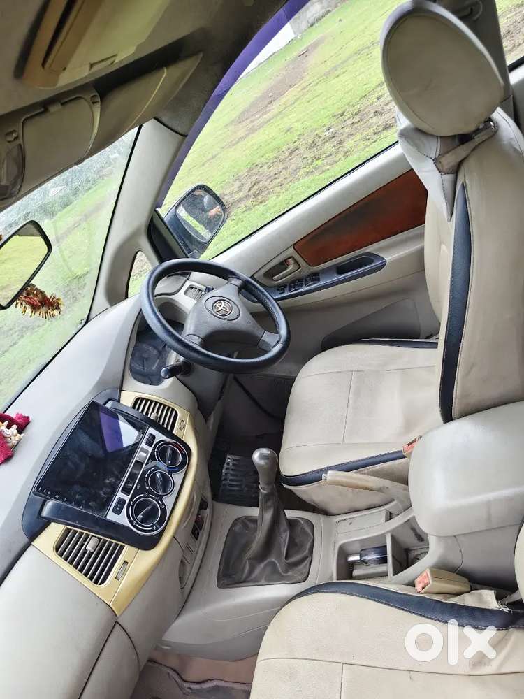 Toyota Innova 2.5 G Diesel 2010