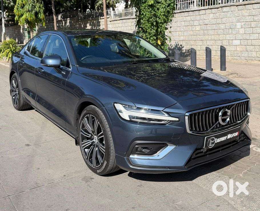 Volvo S60 T4 Inscription, 2021, Petrol
