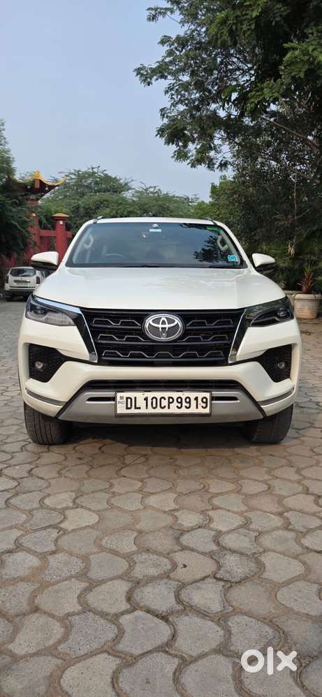 Toyota Fortuner 4x2 At 2.8 Diesel, 2021, Diesel