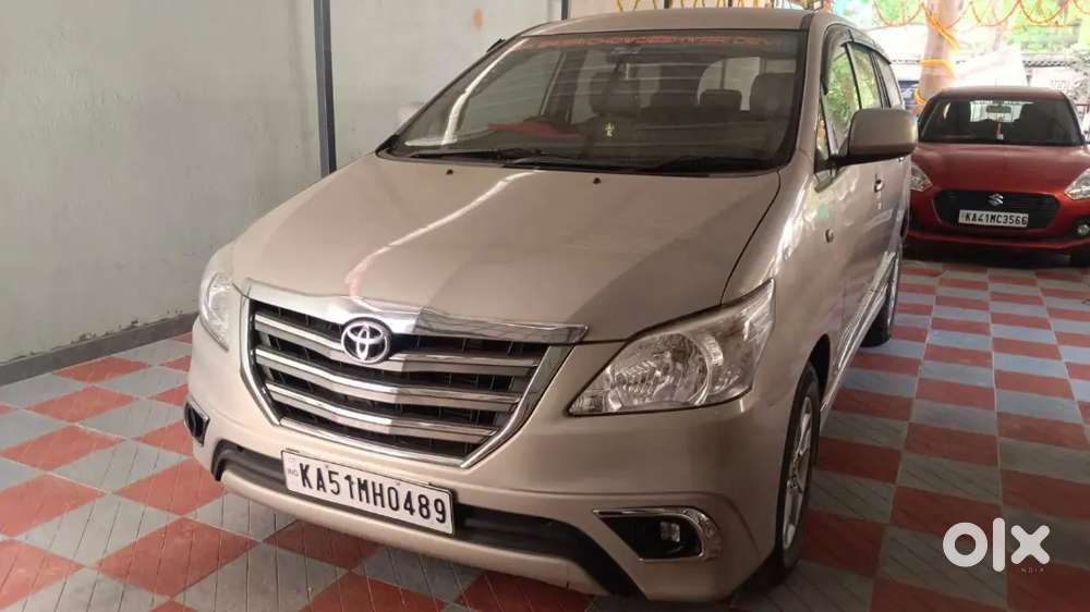 Toyota Innova 2.5 G4 2015