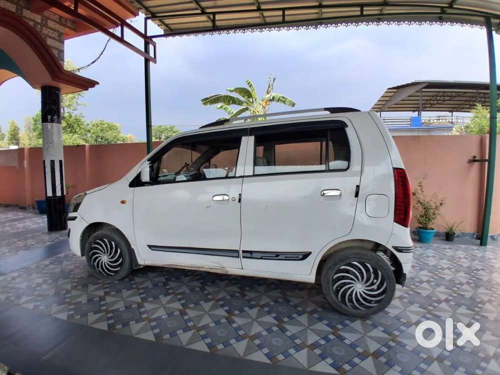 Maruti Suzuki Wagon R Flex Fuel 2013 Petrol 97000 Km Driven