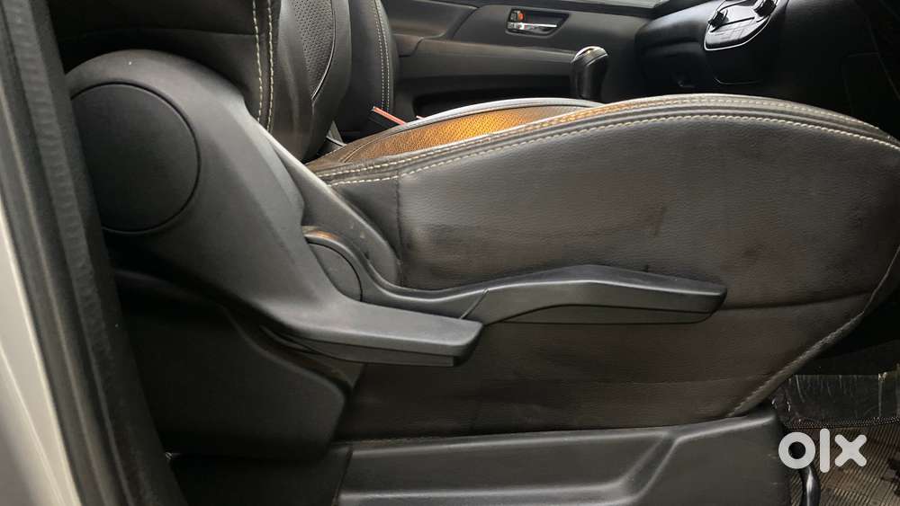 Maruti Suzuki Xl6 Alpha, 2020, Petrol