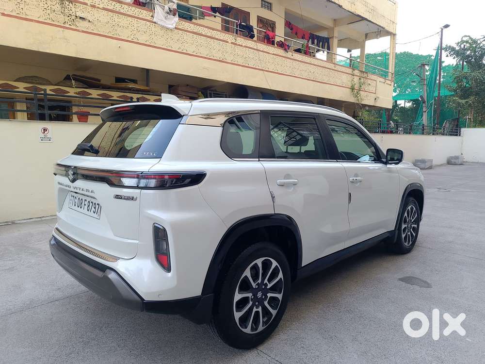 Maruti Suzuki Grand Vitara 1.5 Alpha Plus Intelligent Hybrid Ecvt, 2..
