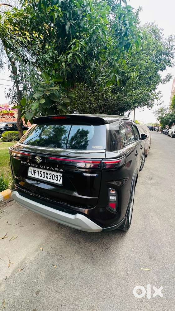 Maruti Suzuki Grand Vitara 2022 Petrol Well Maintained