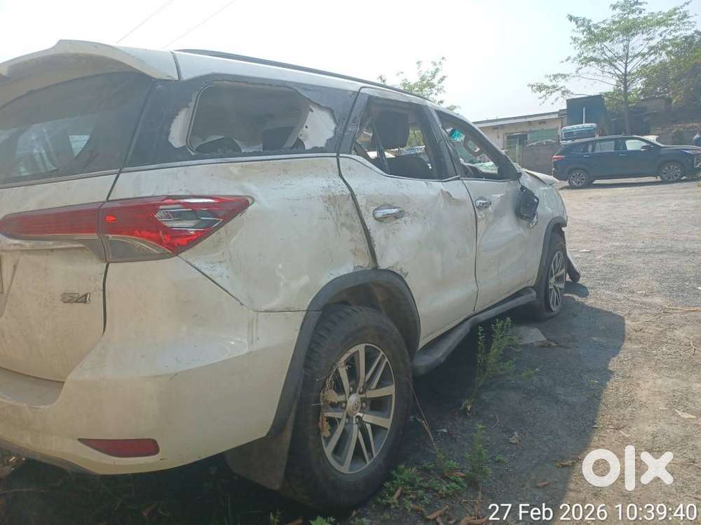 Toyota Fortuner 2017 Diesel 141507 Km Driven