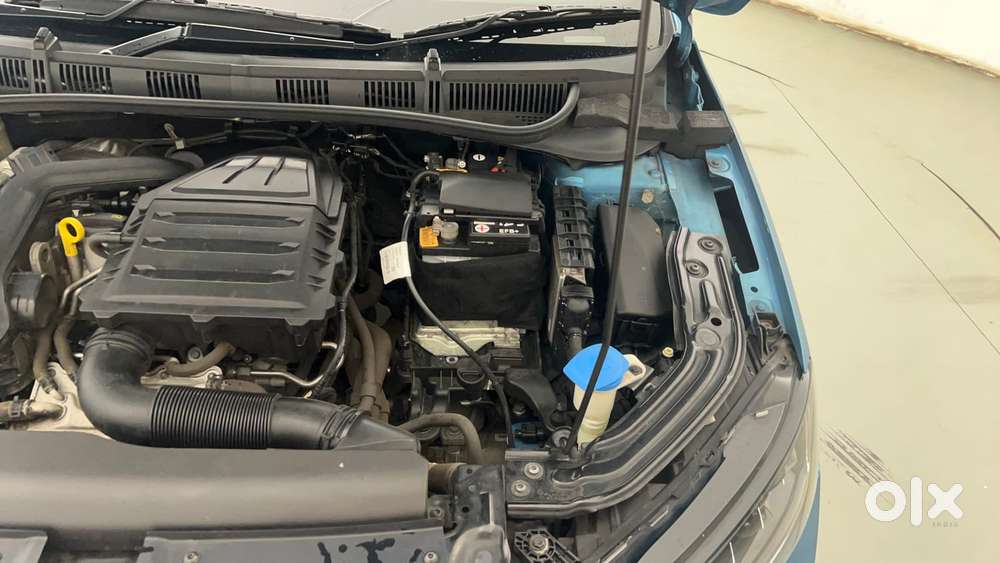 Skoda Slavia Style 1.0l Tsi Mt, 2022, Petrol