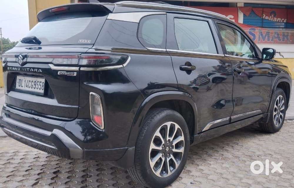 Maruti Suzuki Grand Vitara 1.5 Zeta Plus Dual Tone Intelligent Hybri..