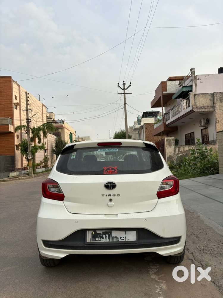 Tata Tiago Petrol 2024