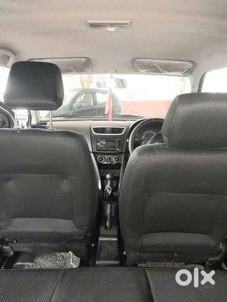 Maruti Suzuki Swift Lxi Optional-o, 2017, Petrol