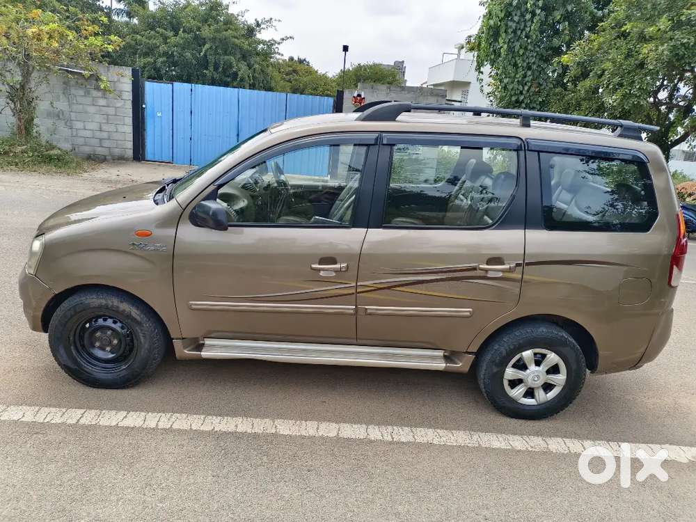 Mahindra Xylo (celebration Edition) Top End Model.
8 Seater