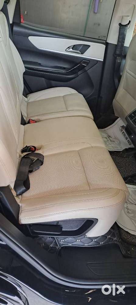 Mahindra Xuv700 2.2 Ax 7 Diesel At Luxury Pack Str, 2024, Diesel