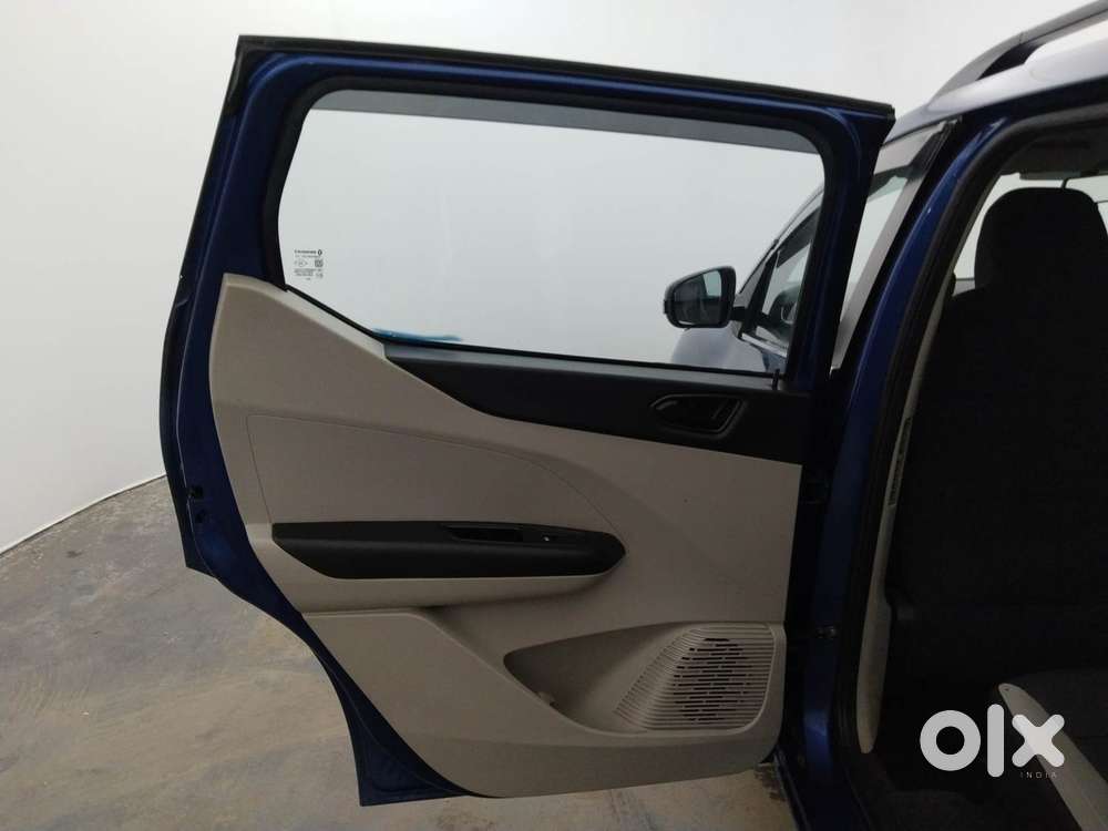Renault Triber Rxt, 2020, Petrol