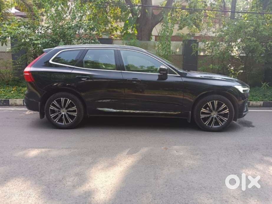 Volvo Xc60 D5 Inscription, 2022, Petrol
