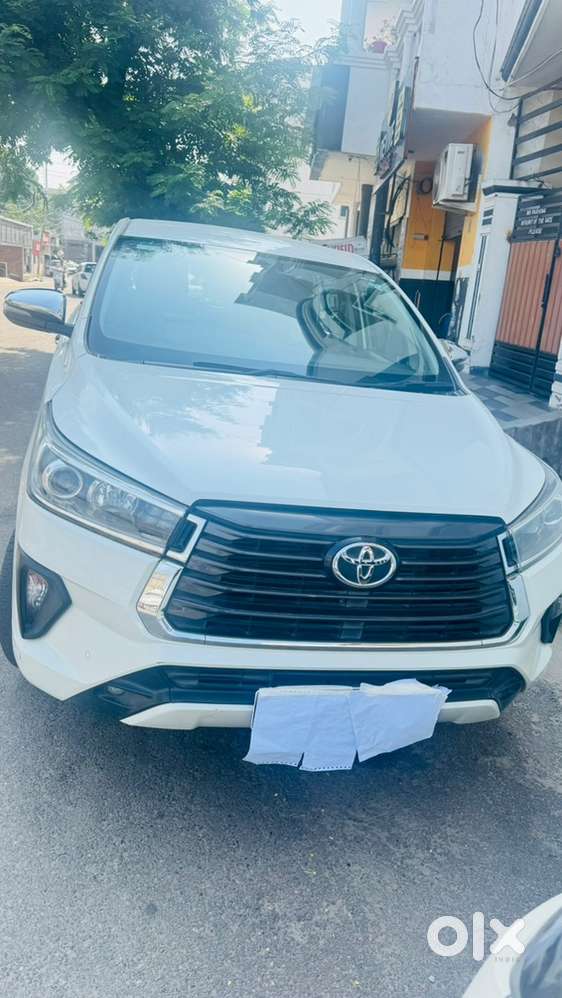 Toyota Innova Crysta 2.4zx 2022