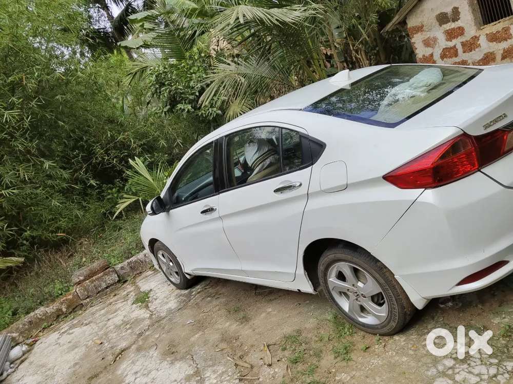 Honda City 1.5 V 2015
