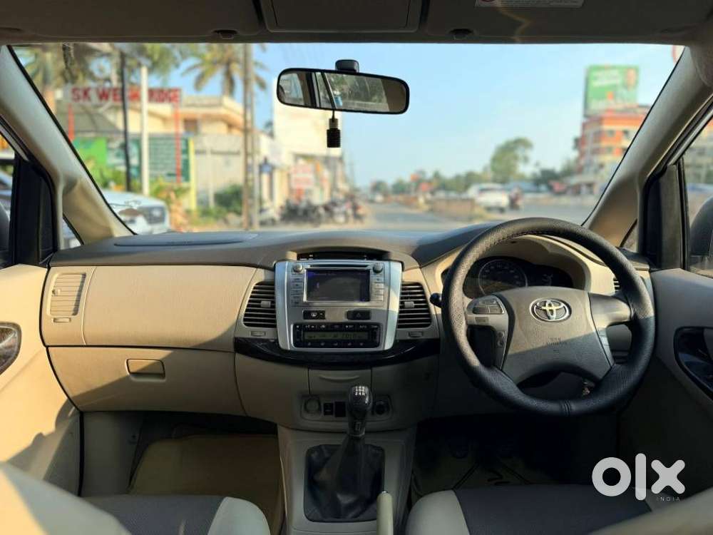 Toyota Innova 2.5 Zx 7 Str Bs-iv, 2013, Diesel