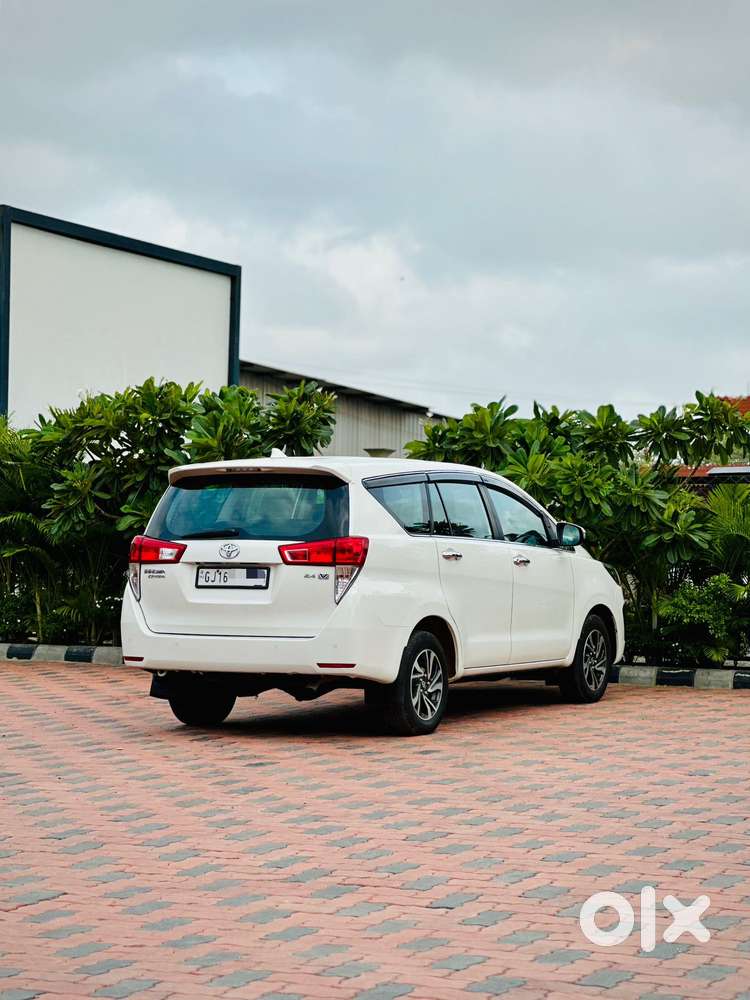 Toyota Innova Crysta 2.4 V 8 Str, 2021, Diesel