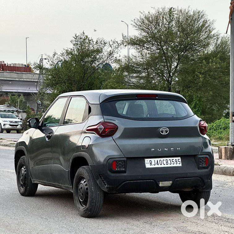 Tata Punch Pure, 2022, Petrol
