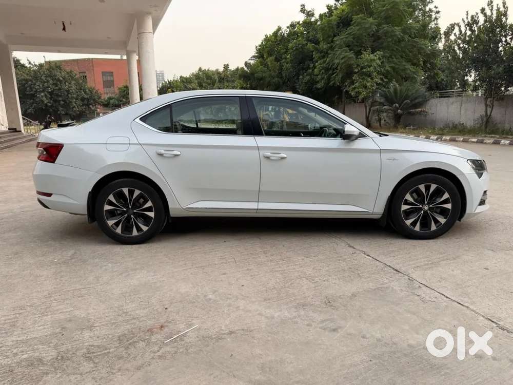 Skoda Superb 2.0 L&k Tsi At, 2020, Petrol