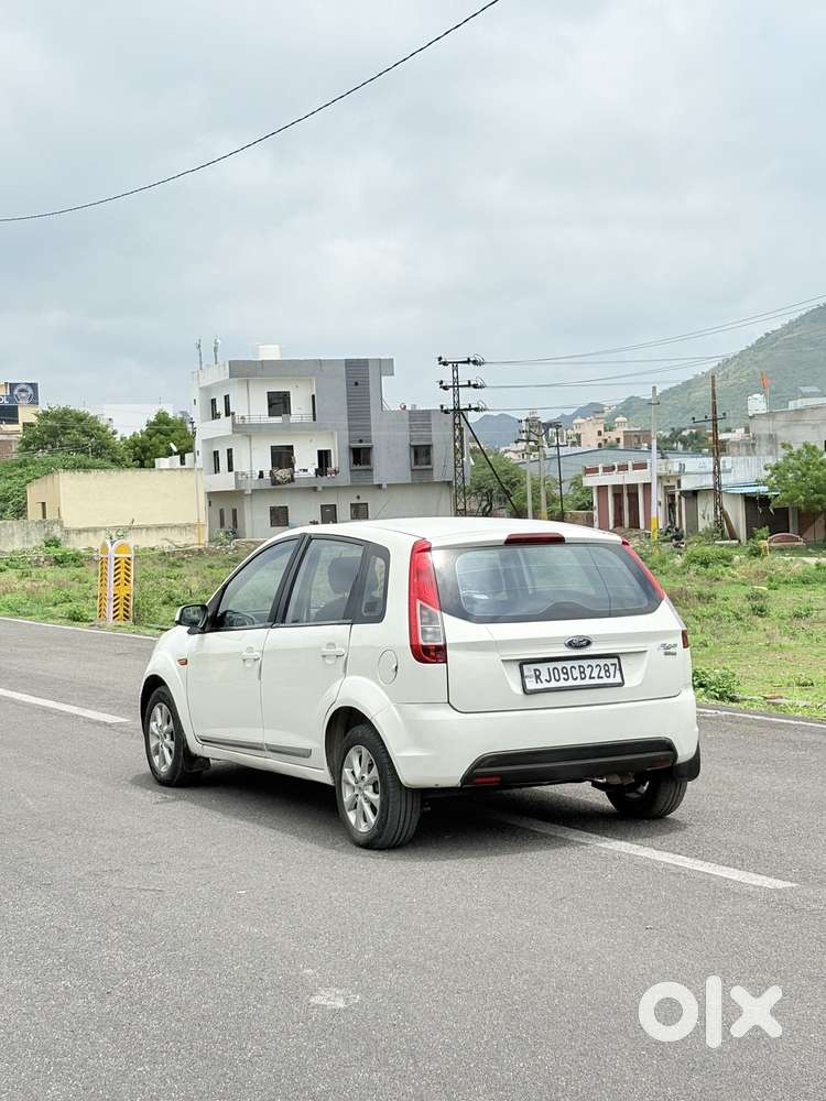 Ford Figo Diesel Titanium, 1981, Diesel