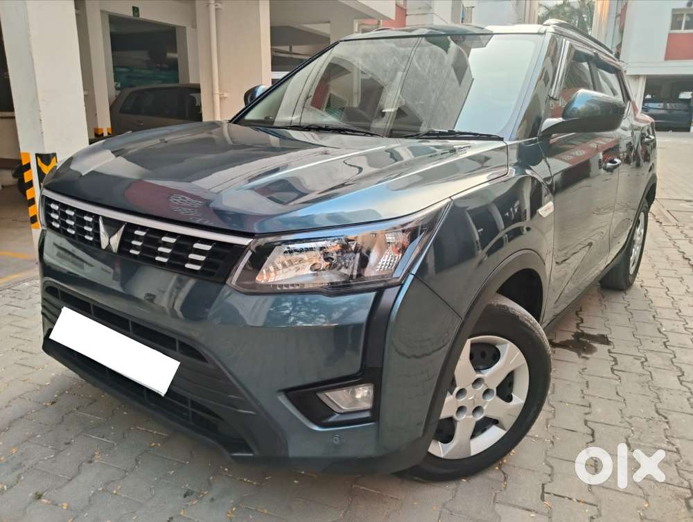 Mahindra Xuv300 W6 Amt Diesel, 2023, Diesel