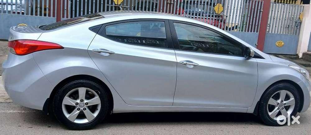 Hyundai Elantra 1.8 Sx Mt, 2013, Petrol
