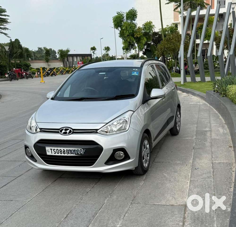 Automatic Hyundai Grand I10 Sportz 2014 Petrol Good Condition