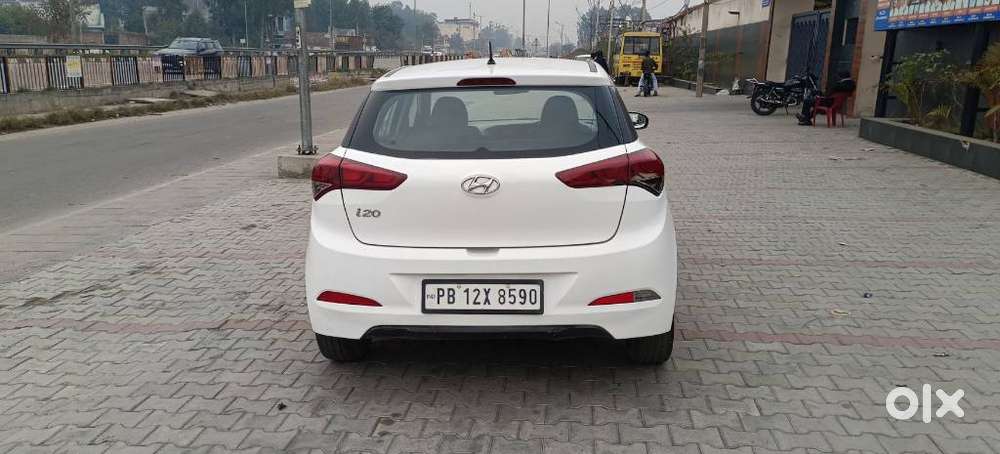 Hyundai I20 Magna 1.2 Vtvt, 2015, Petrol