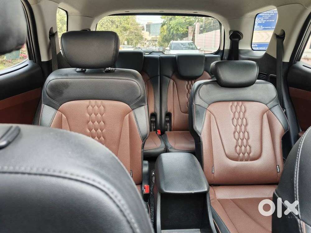 Hyundai Alcazar 2.0 Signature (o) Petrol At 6 Str, 2021, Petrol