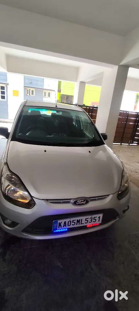 Remote Key With A Manual, And Alloy Wheels, With One+ Music System.