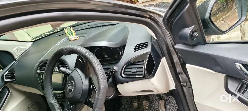 Tata Tigor Xz+  November 2022 Model  Petrol Well Maintained