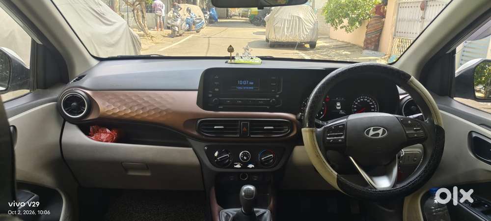 Hyundai Aura Sx (o) Crdi Manual, 2024, Cng & Hybrids