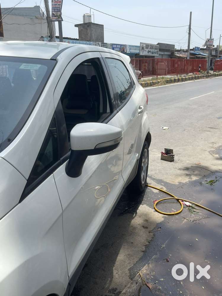 Ford Ecosport 2015 Diesel 84000 Km Driven Well Maintained