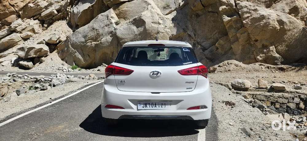 Hyundai Elite I20 2017 Petrol 68000 Km Driven