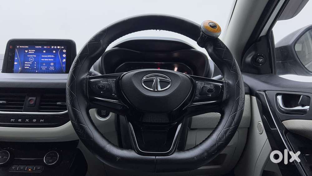 Tata Nexon Xz Plus (hs), 2022, Petrol