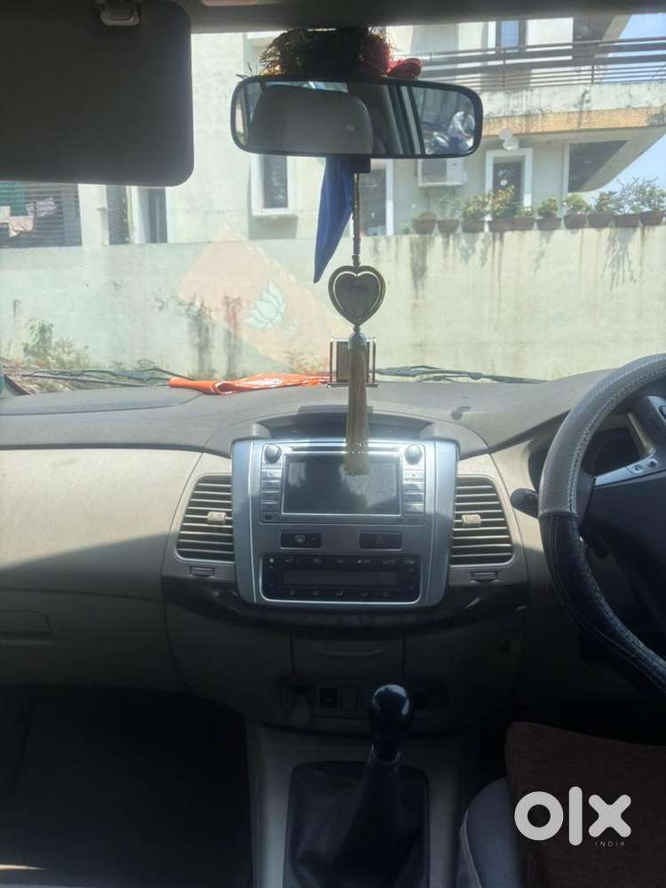 Toyota Innova 2014 Diesel Well Maintained