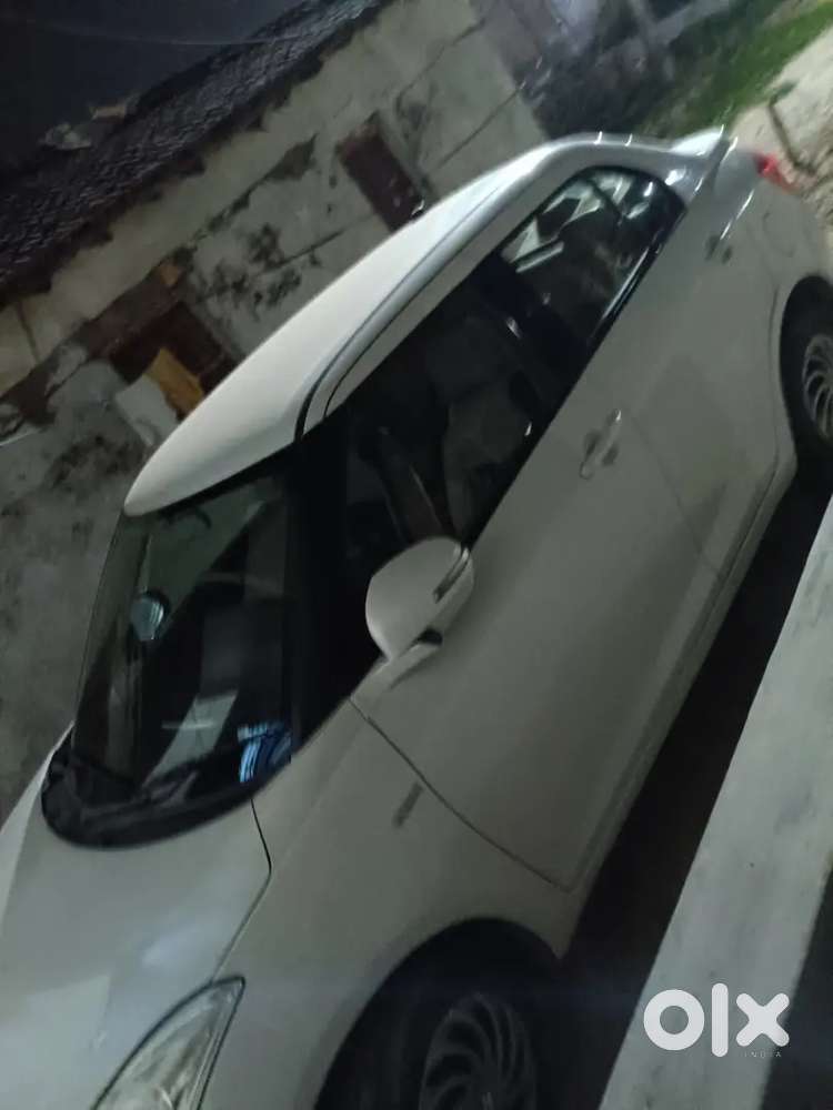 Maruti Suzuki Swift Dzire 2016 Diesel 52000 Km Driven