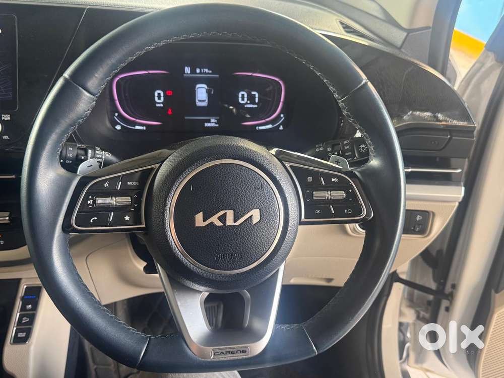 Kia Carens Luxury (o)1.5 Diesel At 7 Str, 2022, Diesel