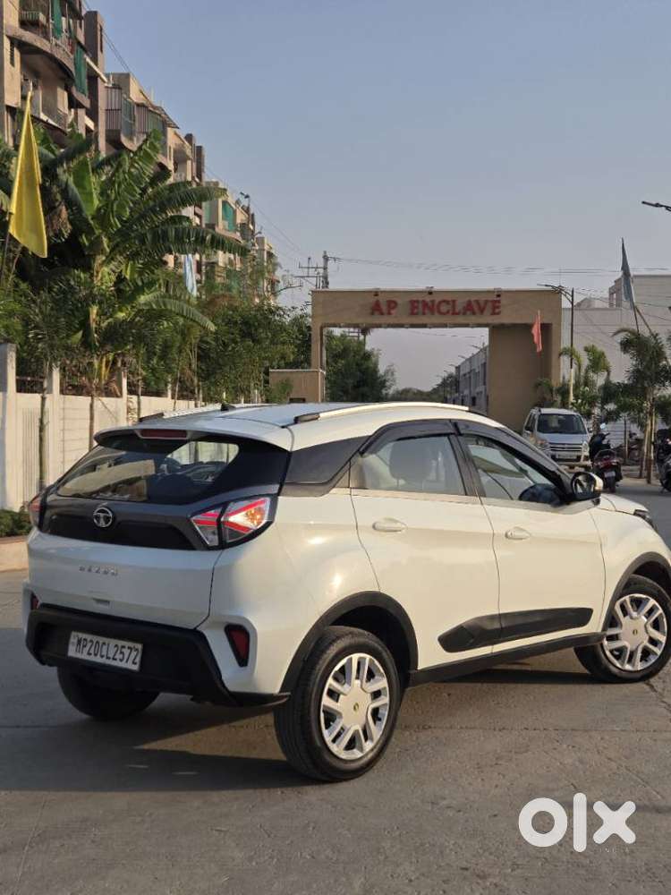 Tata Nexon 1.2 Revotron Xm (s), 2021, Diesel