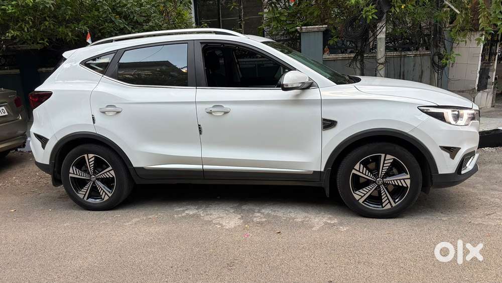 Mg Zs Ev 2021- Electric Top End