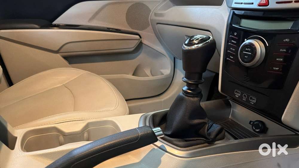 Mahindra Xuv300 W8 Option, 2020, Petrol