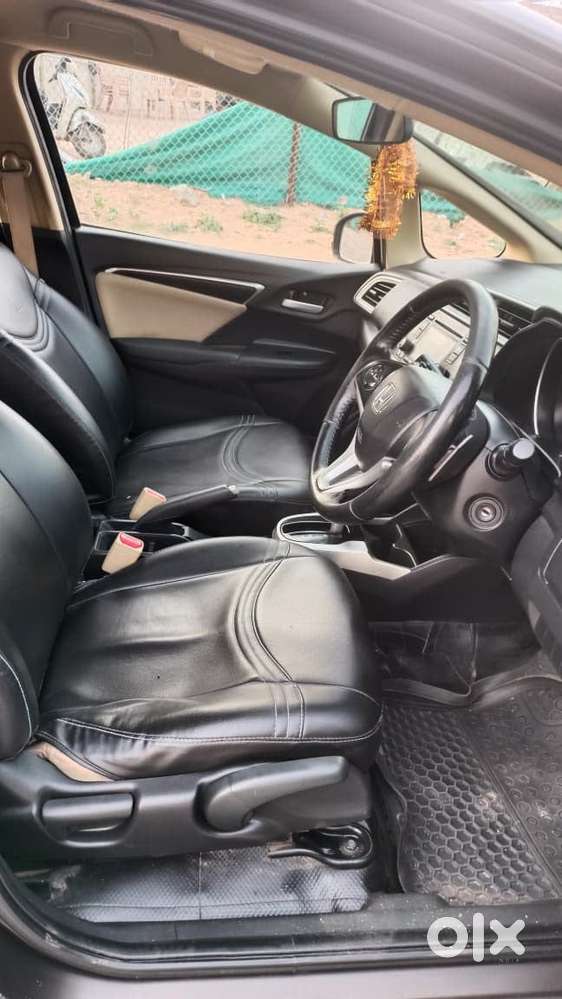 Honda Jazz V Automatic, 2017, Petrol