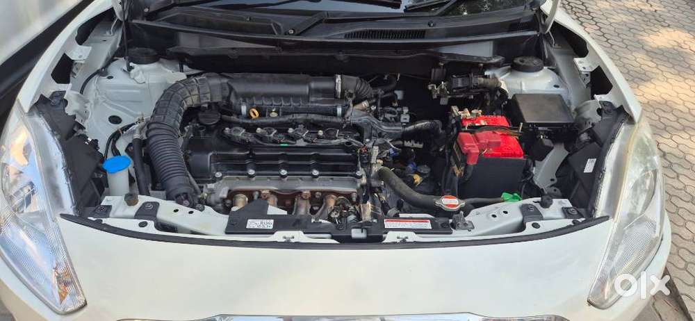Maruti Suzuki Swift Dzire Vxi Optional, 2019, Petrol