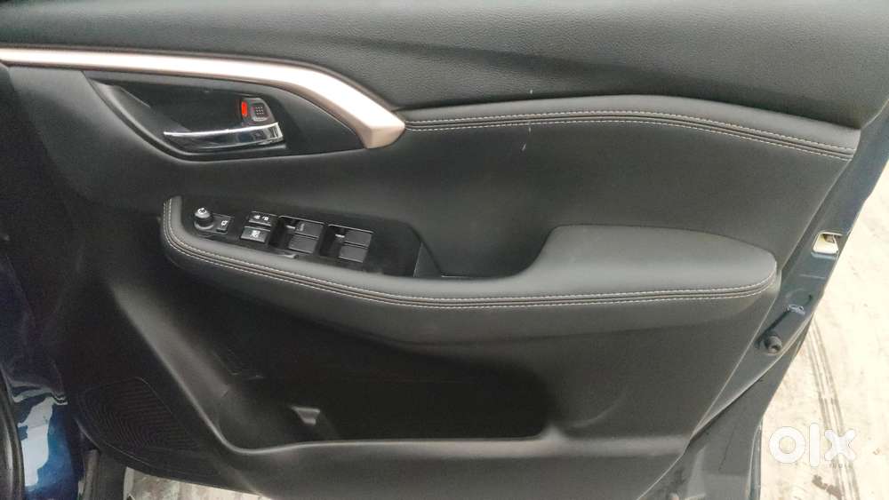 Maruti Suzuki Grand Vitara 1.5 Alpha Plus Intelligent Hybrid Ecvt, 2..