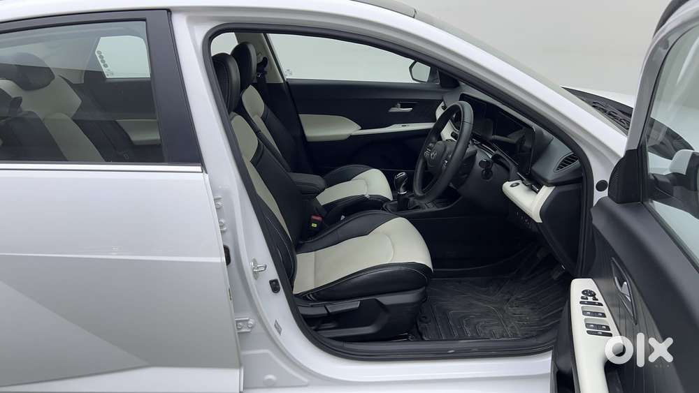 Hyundai Verna 1.5 Sx Petrol Mt, 2025, Petrol