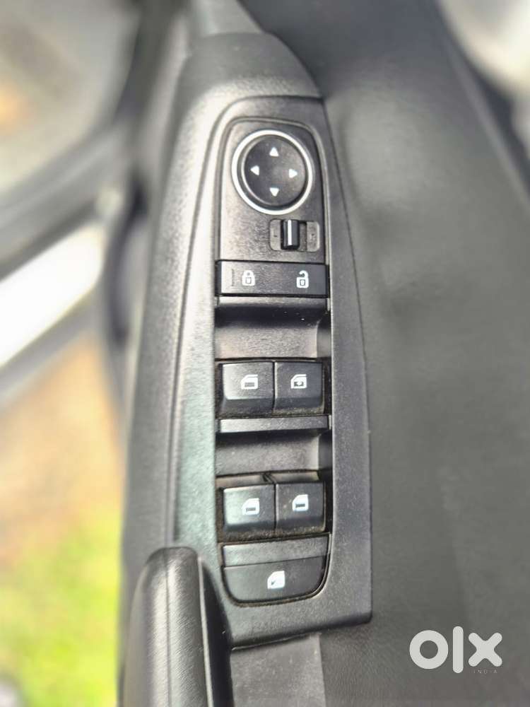 Kia Seltos Htk G, 2023, Petrol