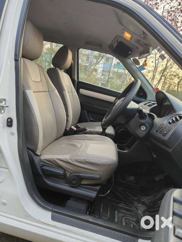 Maruti Suzuki Swift Vxi 1.2 Abs Bs-iv, 2011, Petrol