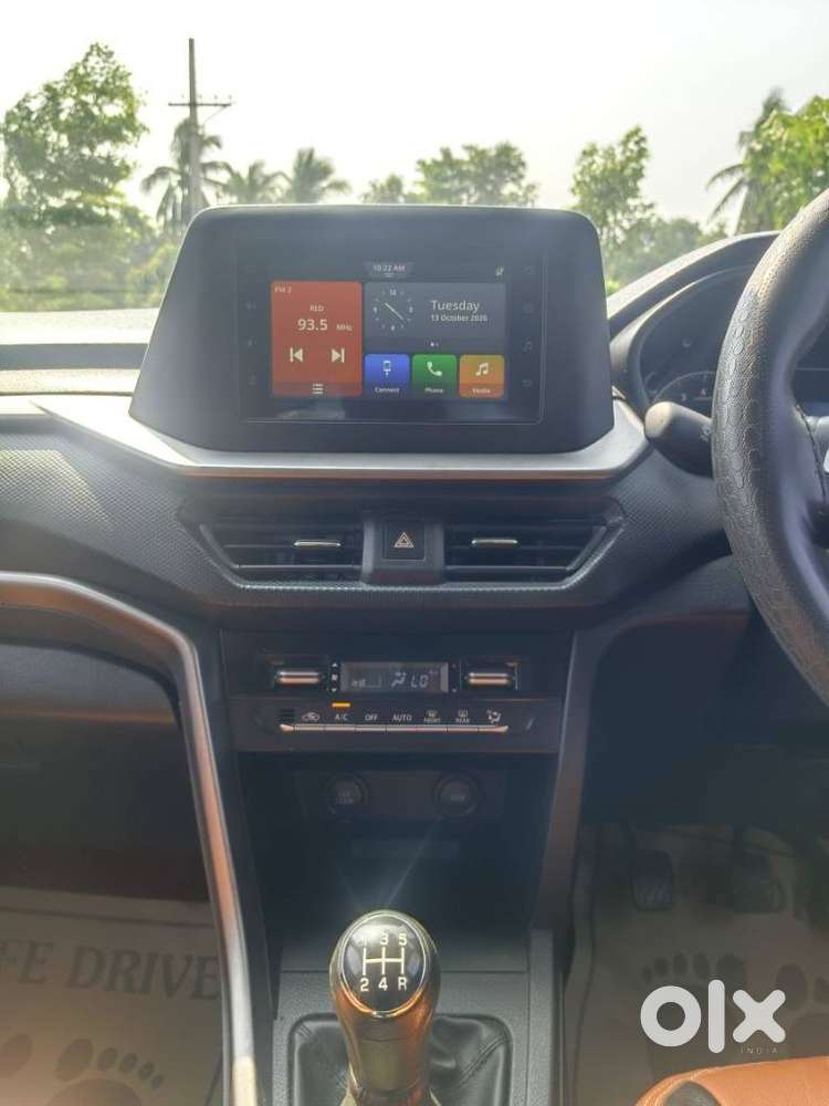 Maruti Suzuki Brezza 1.5 Vxi Smart Hybrid, 2022, Petrol